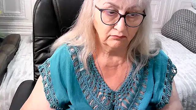 LolkaAlyss webcam
