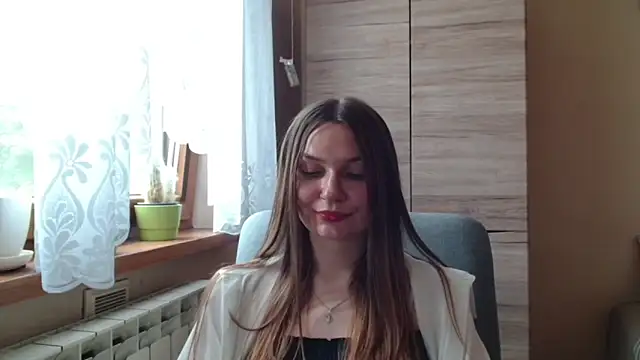 LooveELLYx webcam