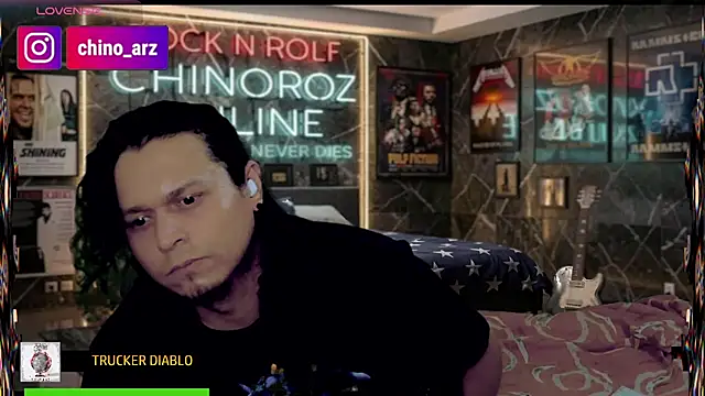 chino_roz webcam