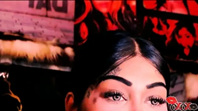 indian_dreamgirl webcam