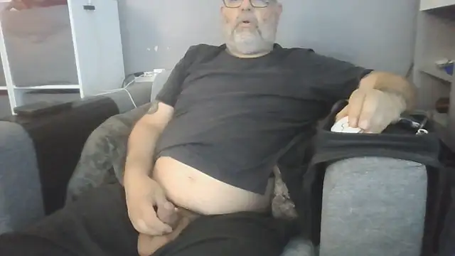 Naturistmale45 webcam