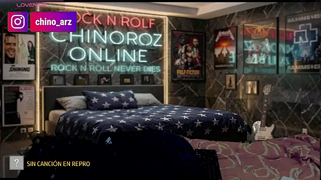 chino_roz webcam