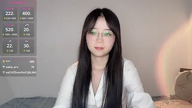 77-Vicky webcam