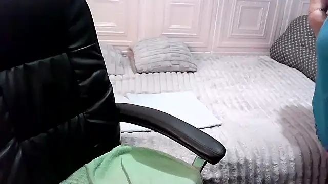 LolkaAlyss webcam