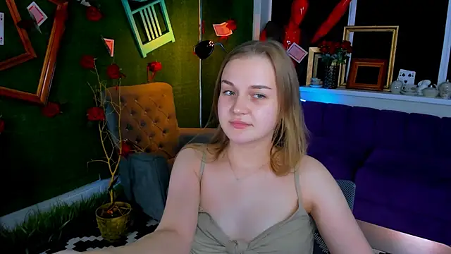 LissaTelor live cam on StripChat