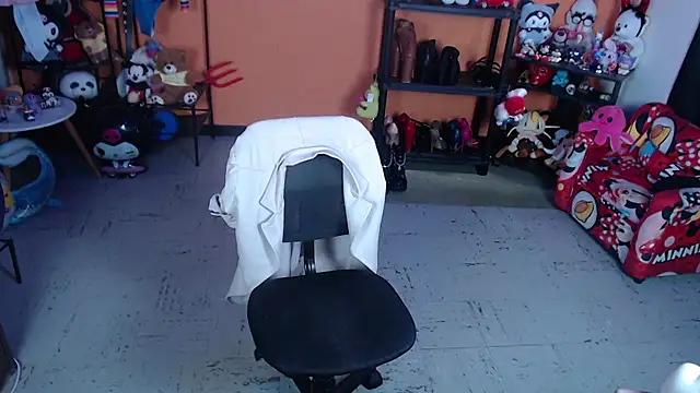 MissMiia2 webcam
