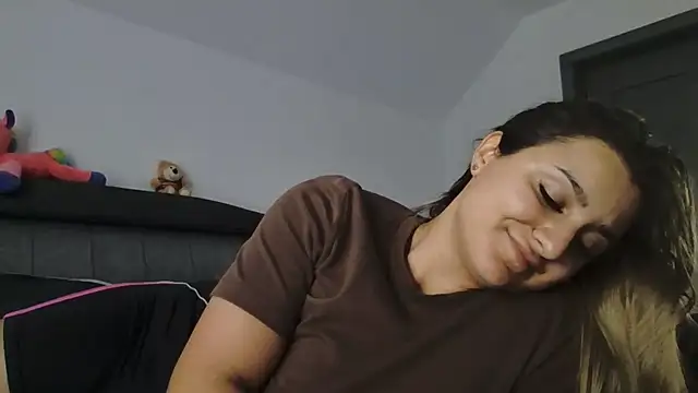 NicolePlay live sex cam