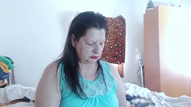 ExtasyMature live cam on StripChat
