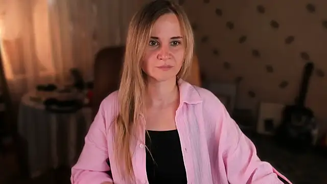 MiaSparkes webcam