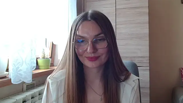 LooveELLYx webcam