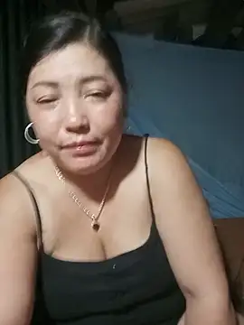 sary-hot2x webcam