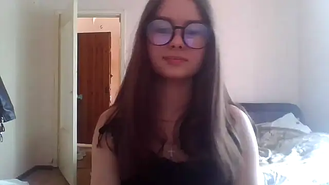 bellochka201 - Bellochka201's free webcam - UK Sex Cams