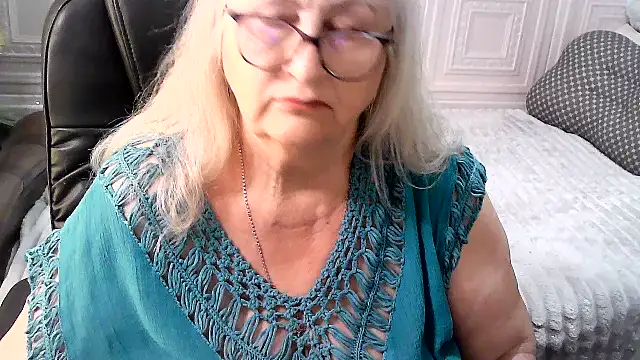 LolkaAlyss webcam