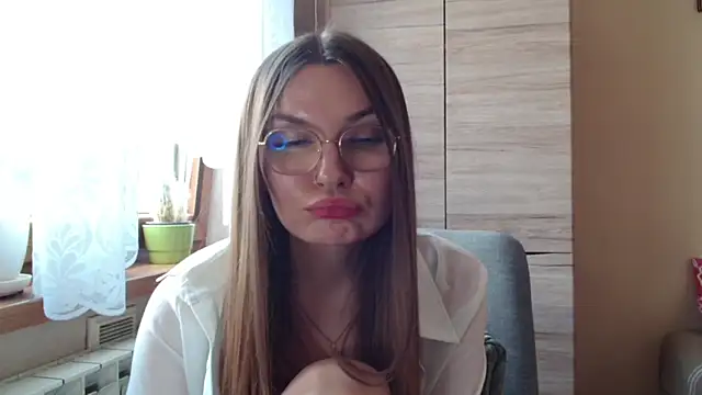 LooveELLYx webcam