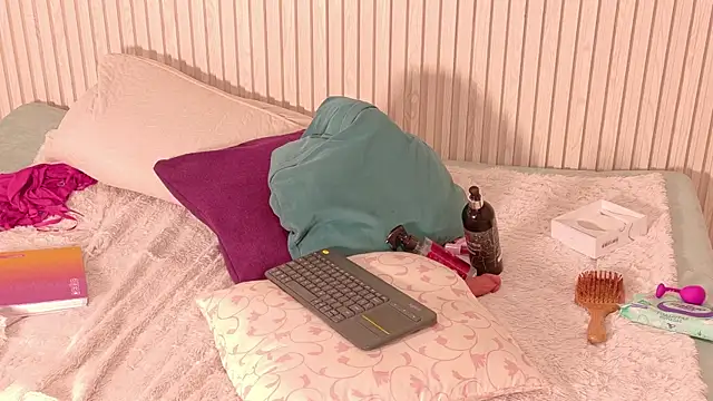 MiaJanss webcam