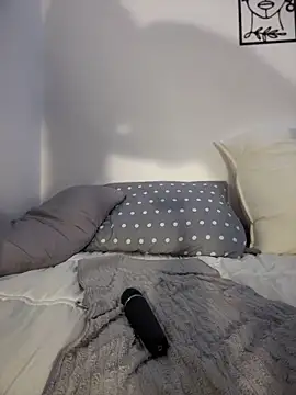 chicachocolate01 (F young) - Lick tits 🔥