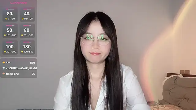 77-Vicky webcam