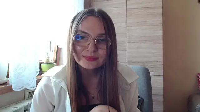 LooveELLYx webcam