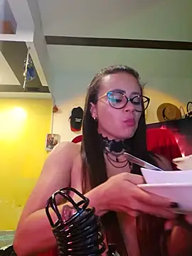 MistressSlut1 webcam