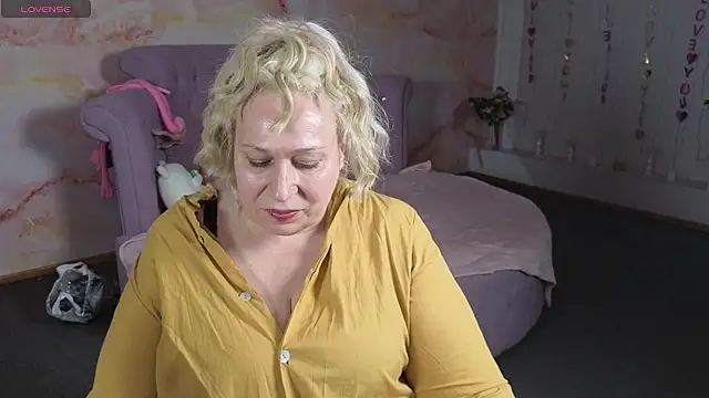 Penelope_Pinky webcam