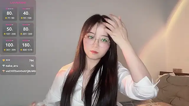77-Vicky webcam