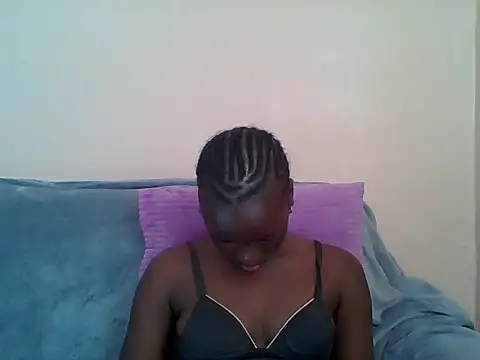 Beauty-Glam live cam on StripChat