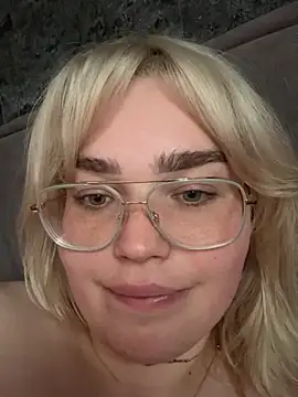 mrs_kitty69 webcam
