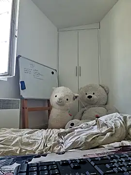 CeriseLapine webcam