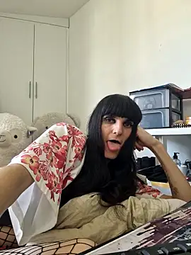 CeriseLapine webcam