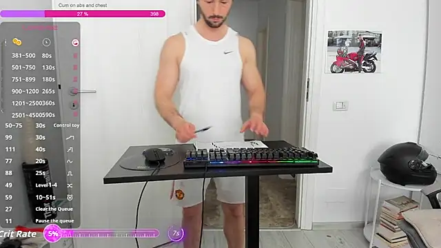 ZackFraser live cam on StripChat