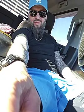 Beardedtattood live sex cam