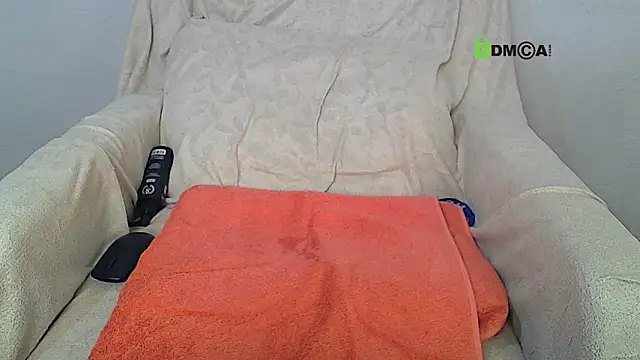 xCheriEzgiix webcam