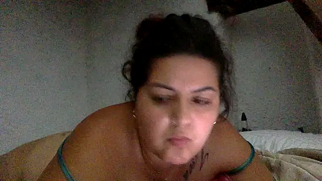 Velvetshadow_48 webcam