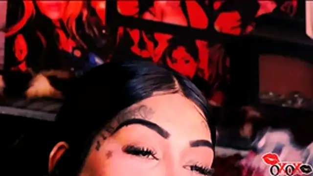 indian_dreamgirl webcam