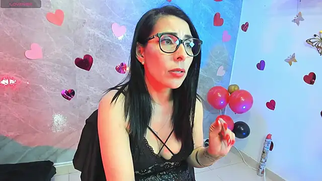 adellelennoxx webcam