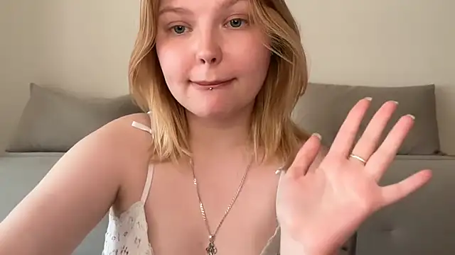 Ophelia_Ritz webcam