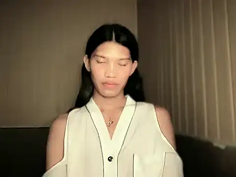 Yourgoddess_jayve webcam