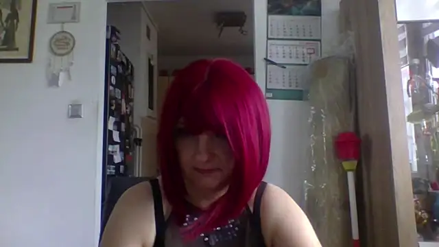 MeganFlirt webcam