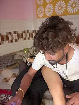 Hotjanu234 webcam