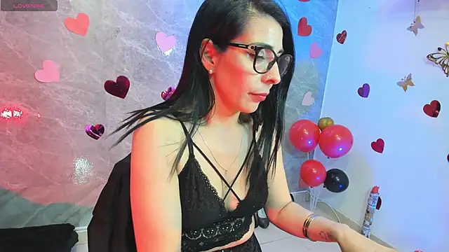 adellelennoxx webcam