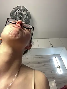 MartiniiSelenna webcam