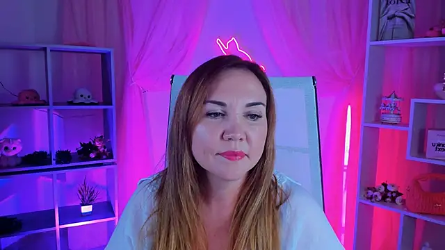 AylaTallow webcam