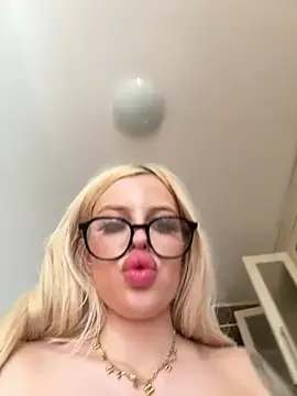 Steffi_Snowbunny webcam