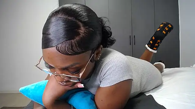 Pretty_Liya08 webcam