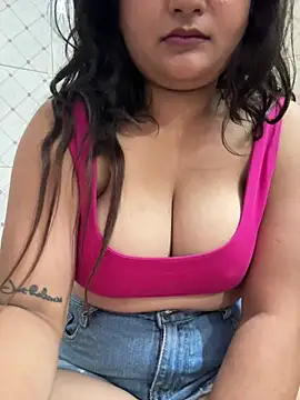 Curvy_Anaya webcam