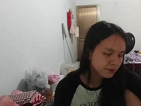 RebelAura live sex cam