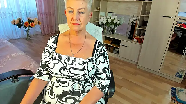 HotandMature live cam on StripChat