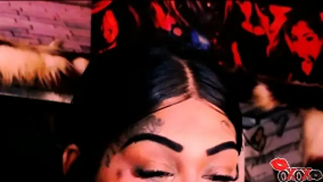 indian_dreamgirl webcam