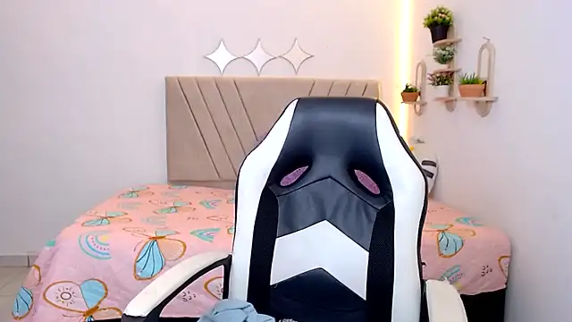 zara_cute webcam