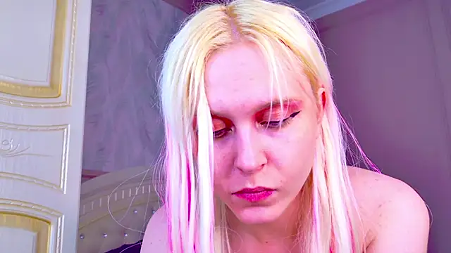 Evelyn_rabbit webcam